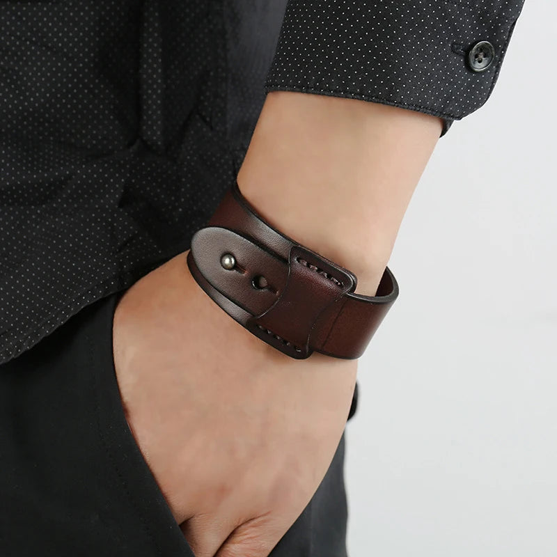 Premium Vintage Cuff Bracelet - Leather and Copper Accent